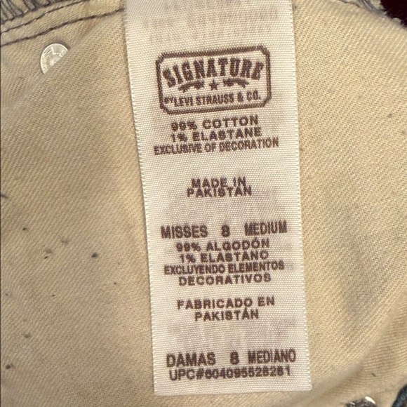 NWOT Women’s Levi Strauss Signature Low Rise Bootcut Jeans Misses Size 8 Blue - Picture 8 of 8